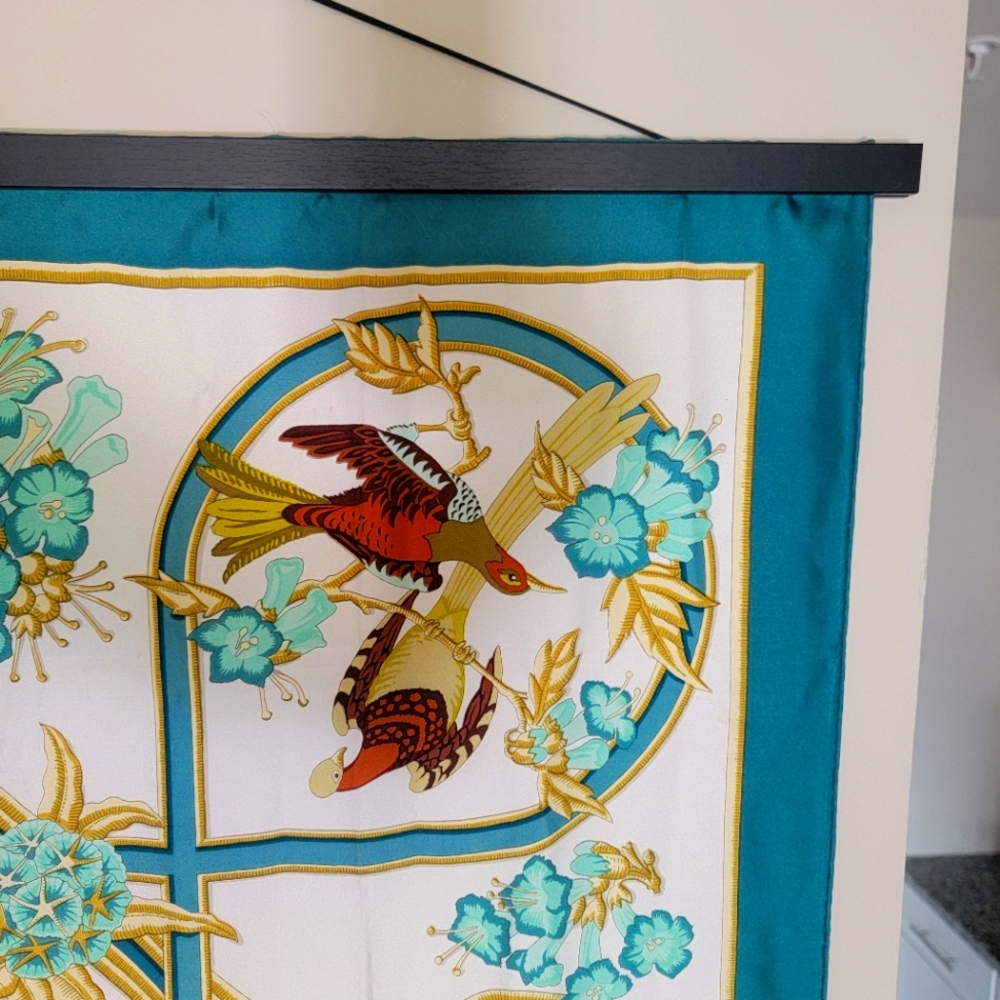 RARE Authentic "Caraíbes" Hermes Silk Scarf birds & floral - Picture 5 of 10